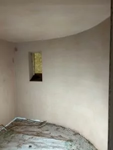 curved wall plastering
